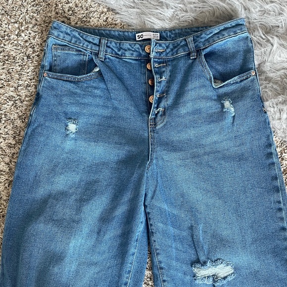 SO Wide Leg Multi Button Jeans - Picture 4 of 10